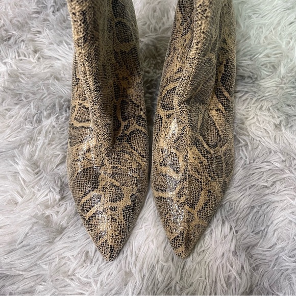 Express Snakeskin Embossed Pointed Toe Asymmetrical Shaft Booties Size 9 - Picture 3 of 8